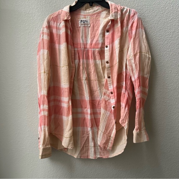 Anthropologie Holding Horses Gailen Plaid Button-Down Pink/Tan/Gold womens 4 - Picture 2 of 7